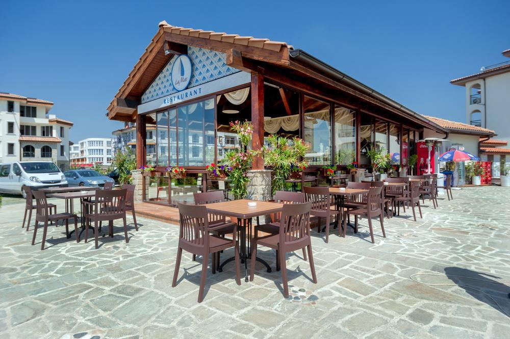 Clara Hotel Burgas Bagian luar foto